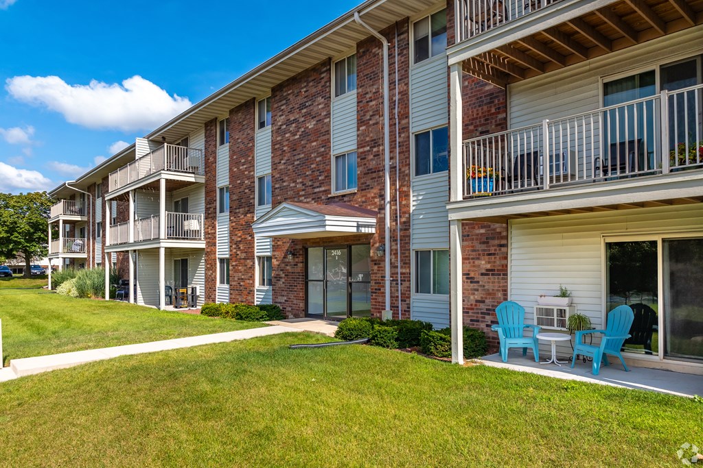 The Meadows Apartments, 2400 Springdale Road, Waukesha, WI - RentCafe